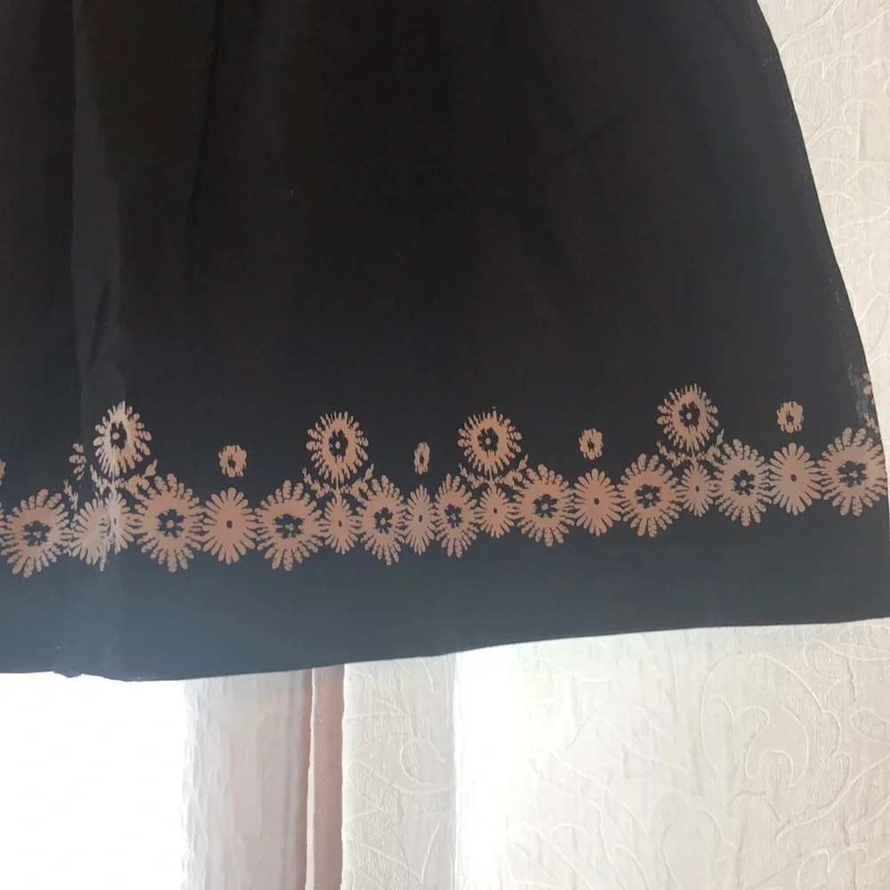 Old navy GUC size 5 black and white floral  dress 👗